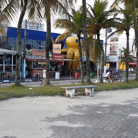 Biwa Condominio Cm Piscina, 1Garagem, Wi-Fi 300 Mega, Central De Vigilancia Remota , Centro Do Guaruja Proximo A Praia E Comercio, Horarios Check-In E Check-Out Flexiveis Zewnętrze zdjęcie