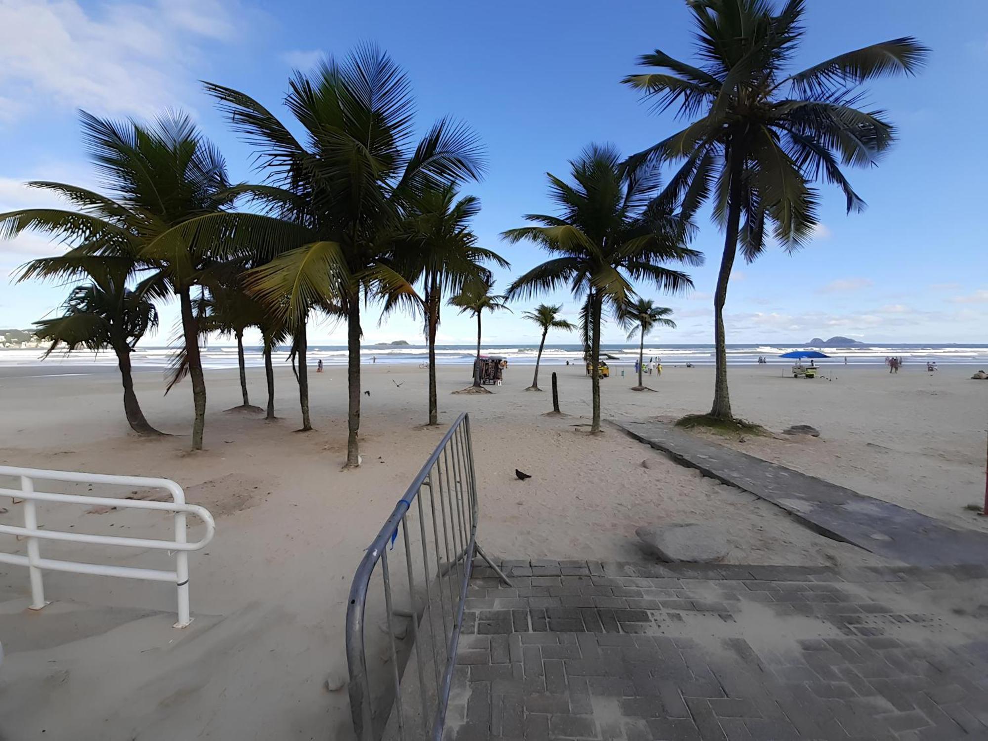 Biwa Condominio Cm Piscina, 1Garagem, Wi-Fi 300 Mega, Central De Vigilancia Remota , Centro Do Guaruja Proximo A Praia E Comercio, Horarios Check-In E Check-Out Flexiveis Zewnętrze zdjęcie